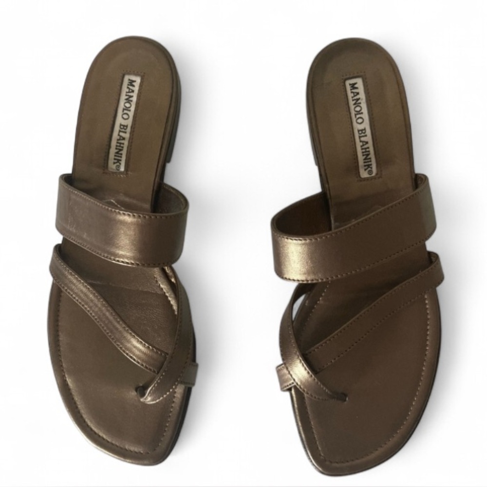 Manolo Blahnik Bronze Susa Leather Flat Sandal size EU 37.5 US 7